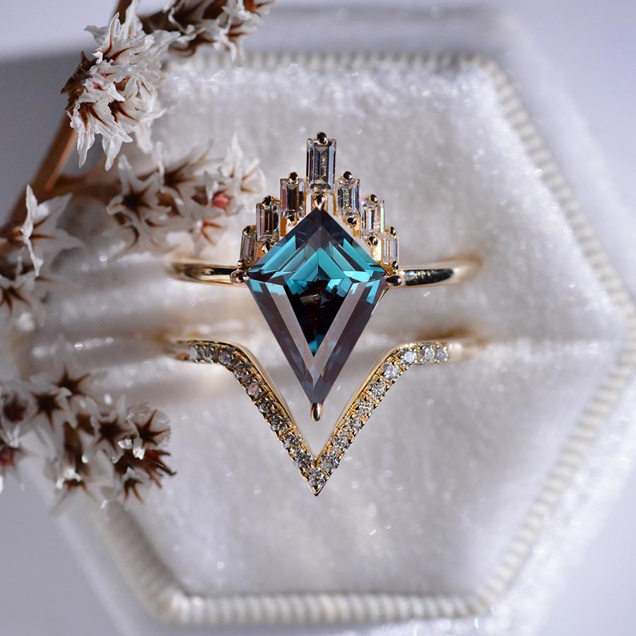 clio-https://clio.giliarto.com/ring/1/416_13x9 clio-https://clio.giliarto.com/ring/1/416_13x9
