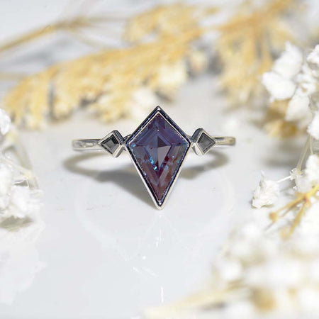 2.5 Carat Fancy Kite Shield Alexandrite  Engagement Ring. 2.5CT Non Traditional Alexandrite Ring