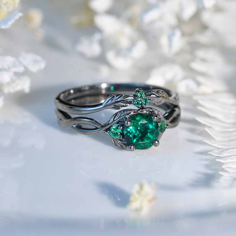 Emerald Giliarto Floral Shank Black Gold Engagement Ring Set Emerald Giliarto Floral Shank Black Gold Engagement Ring Set