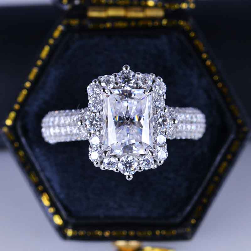 2 Carat Vintage Style Radiant Cut Giliarto Moissanite White Gold Engagement Ring 2 Carat Vintage Style Radiant Cut Giliarto Moissanite White Gold Engagement Ring