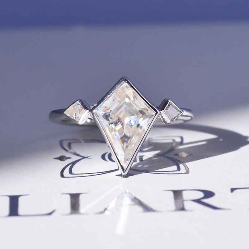2.5 Carat Fancy Kite Shield Moissanite  Engagement Ring. 2.5CT Non Traditional Moissanite Ring 2.5 Carat Fancy Kite Shield Moissanite  Engagement Ring. 2.5CT Non Traditional Moissanite Ring