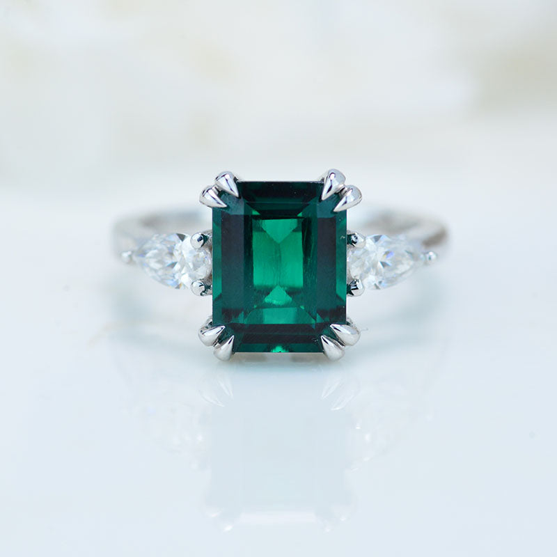3Ct Emerald Cut Emerald Stone 14K White Gold Ring 3Ct Emerald Cut Emerald Stone 14K White Gold Ring
