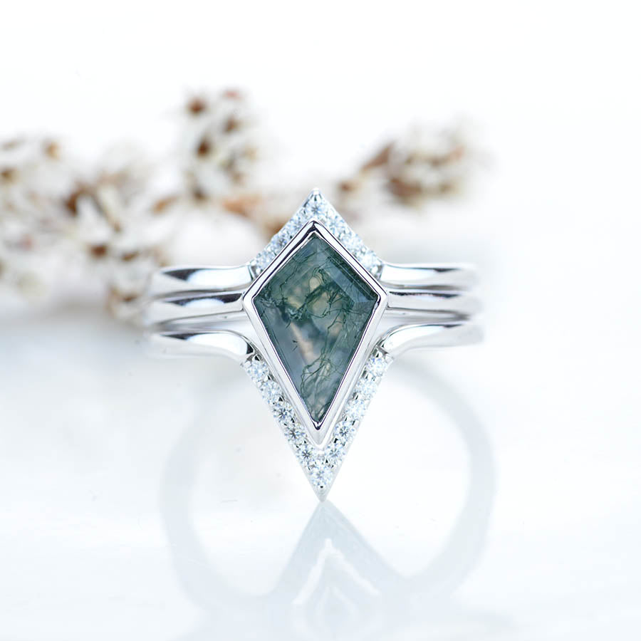 14K White Gold 3 Carat Kite Moss Agate Halo Engagement Ring, Three Rings Set 14K White Gold 3 Carat Kite Moss Agate Halo Engagement Ring, Three Rings Set