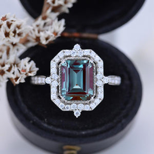 3Ct Emerald cut Halo Alexandrite ring, alexandrite solitaire ring, natural alexandrite ring, genuine Alexandrite emerald cut vintage ring
