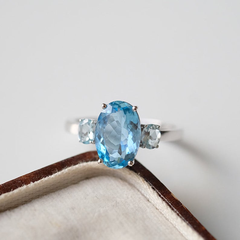 Oval Three Stone Aquamarine ring, Aquamarine ring, natural aquamarine ring, genuine aquamarine Oval Shape Gold ring Oval Three Stone Aquamarine ring, Aquamarine ring, natural aquamarine ring, genuine aquamarine Oval Shape Gold ring