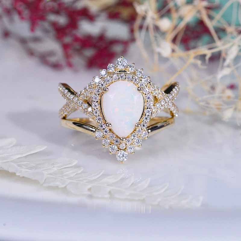 Halo Twisted Engagement Rings: Complete Style & Buying Guide