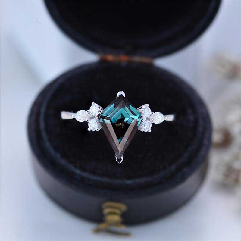 clio-https://clio.giliarto.com/ring/1/734