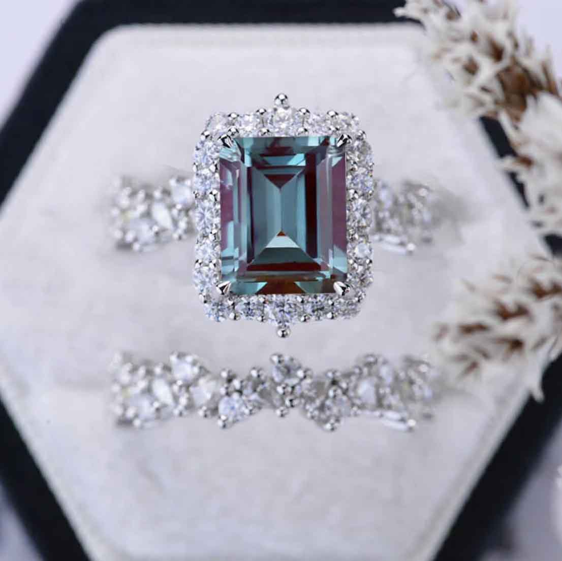 4 Carat Alexandrite Engagement Ring Halo Emerald Cut Alexandrite Engag ...