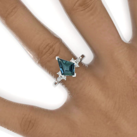 2.5 Carat Kite Shield Teal Sapphire Engagement Ring. 2.5CT Fancy Shape Teal Sapphire Ring