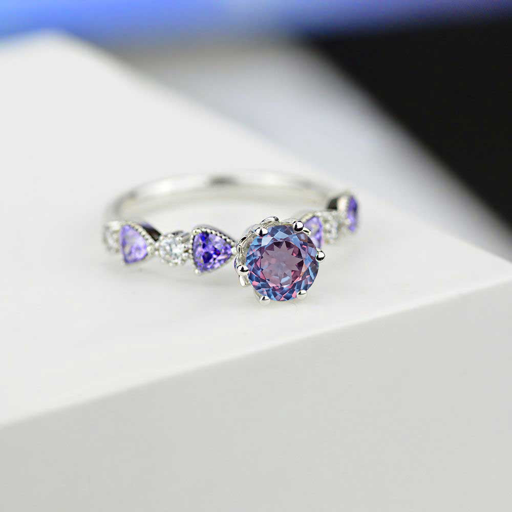 clio-https://clio.giliarto.com/ring/1/tar
