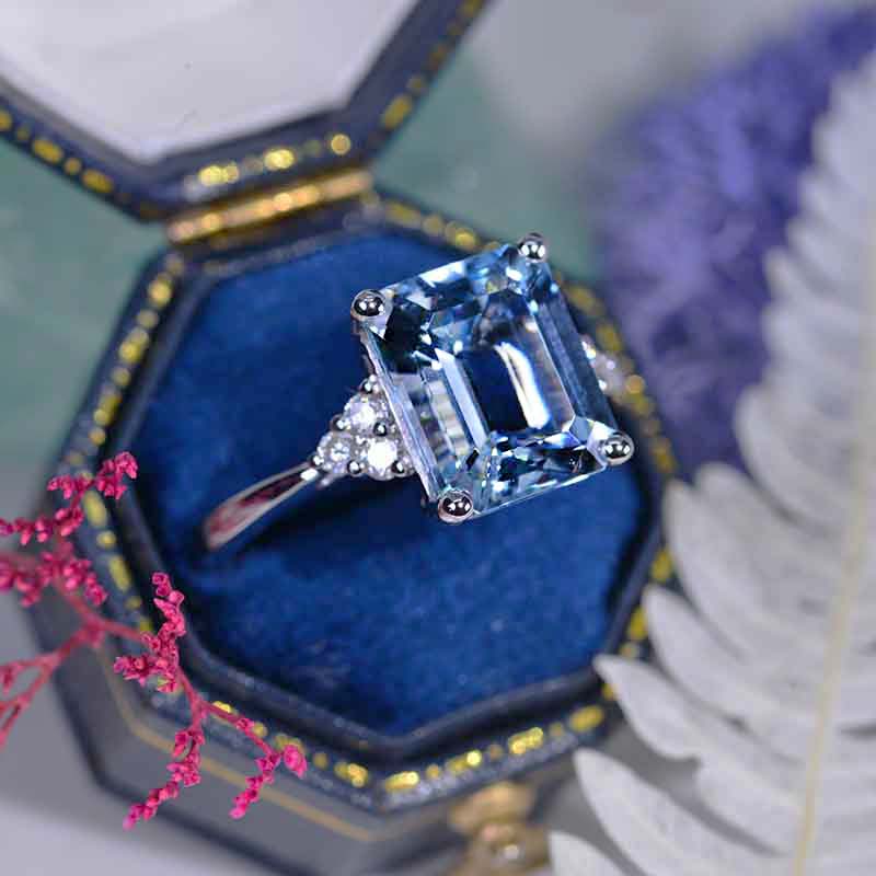 5 Ct Emerald Shape Step Cut Aquamarine ring, Aquamarine solitaire ring, 5 Carat Natural Aquamarine Ring, Genuine Aquamarine Vintage Ring