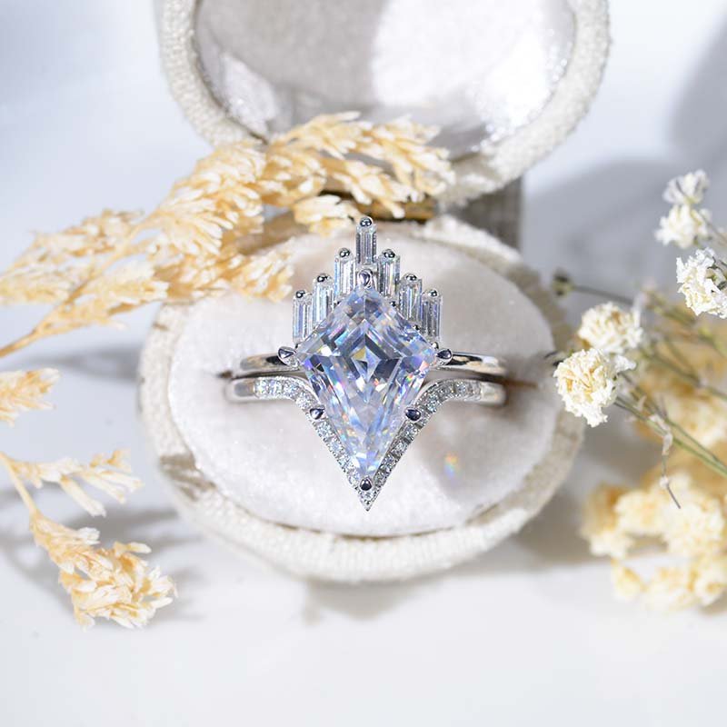 Fancy 4 Carat Kite Moissanite Halo Unique Engagement Ring, Eternity Ring Set from 46.856.000₫