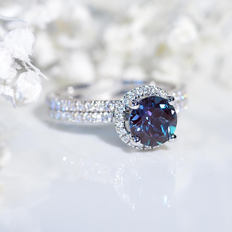 Round Halo Alexandrite ring set, Alexandrite Halo ring, Alexandrite  ring, Alexandrite  round cut vintage ring set Model 879-8
