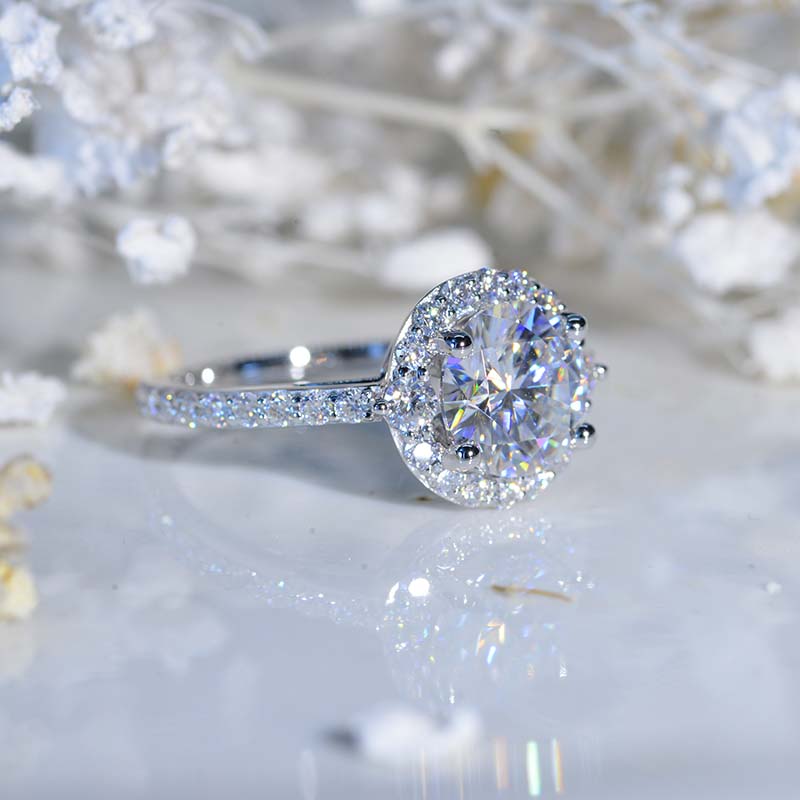 2 Carat Moissanite Giliarto Halo Gold Engagement Ring Model 813-8