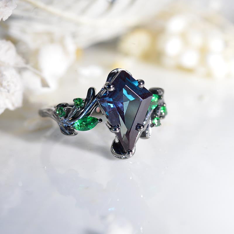 2.5 Carat Kite Alexandrite Engagement Ring. 2.5CT Fancy Shield Shape  Black Rhodium  Gold Ring Model 1401