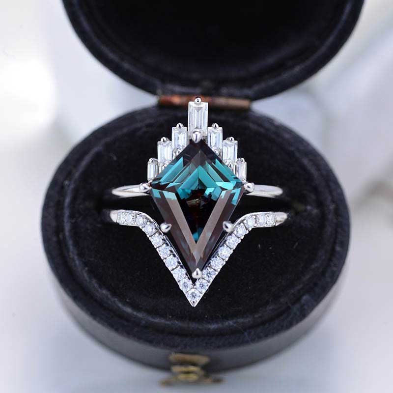 14K Gold 4 Carat Kite Alexandrite Halo Engagement Ring, Eternity Ring Set