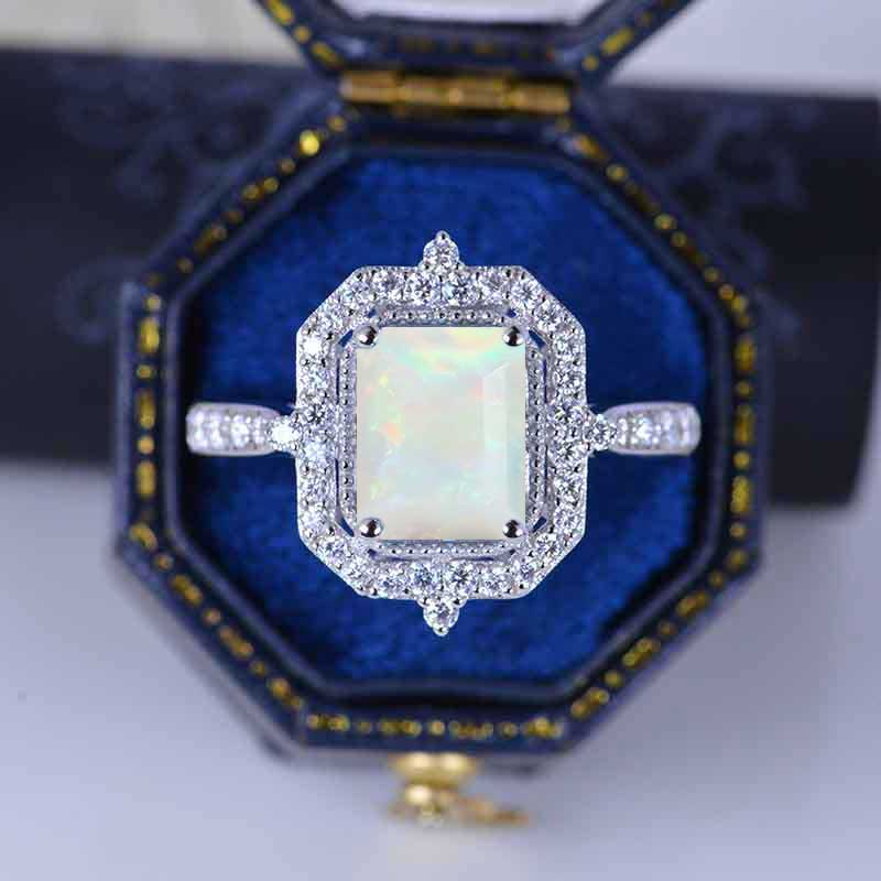 clio-https://clio.giliarto.com/ring/1/587