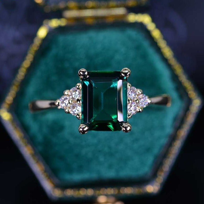 Step Cut Riing 3Ct Emerald Shape Step Cut Emerald Ring, Solitaire ring, 3 Carat Emera ...