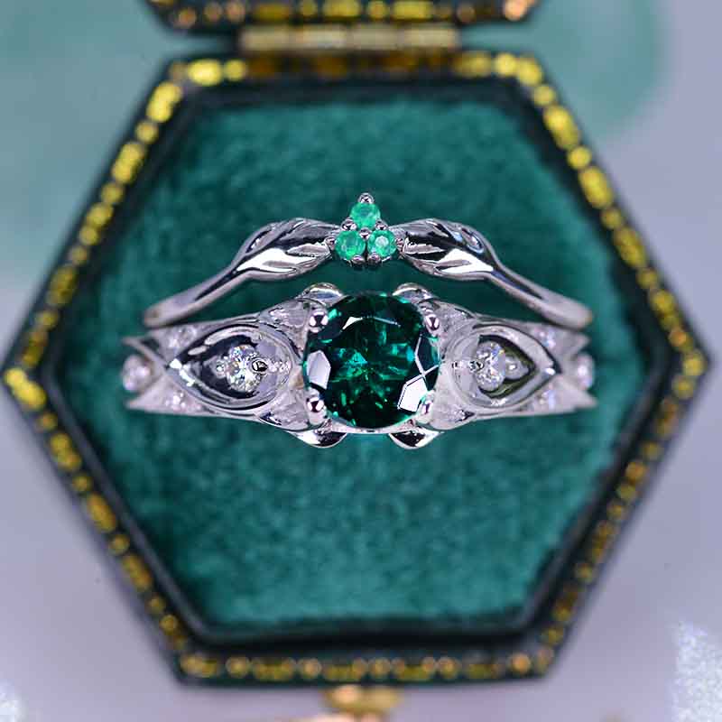 14K White Gold Emerald Celtic Engagement Ring Set