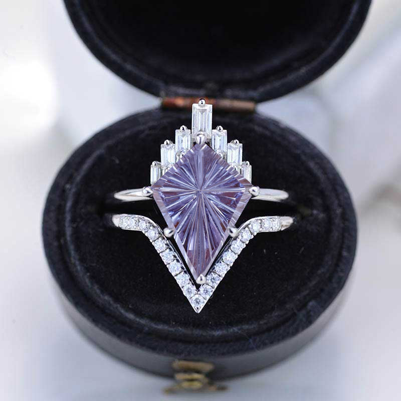 clio-https://clio.giliarto.com/ring/1/416_13x9
