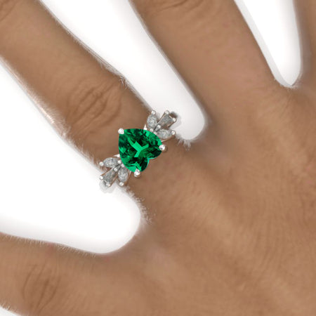 Heart Cluster Halo Emerald 14K Gold Engagement Ring Model 849
