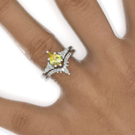 1 Carat Kite Genuine Yellow Citrine Engagement Ring. 1CT Fancy Kite Shape Genuine Yellow Citrine Ring Set Model 824-9x6