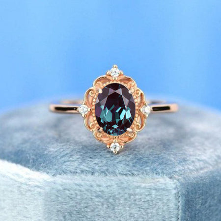 14K Solid Rose Gold Dainty Oval Alexandrite Ring, 1.5ct Oval Cut Alexandrite Ring, Rose Gold Ring Unique Oval Halo Vintage Ring