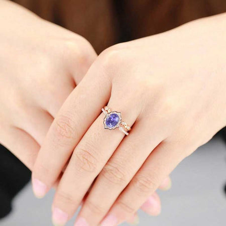 Vintage Oval Purple Sapphire Engagement Ring 14K Flower Rose Gold Ring Set for Women. Vintage Oval Halo Purple Sapphire Gold Ring Set