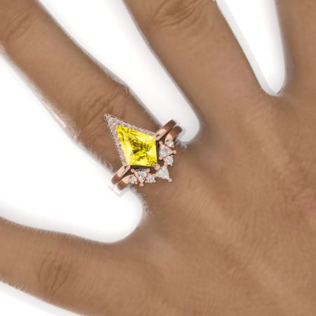2.5 Carat Kite Yellow Sapphire Engagement Ring. 2.5CT Fancy Kite Shape Yellow Sapphire Ring Set Model 818-12x8