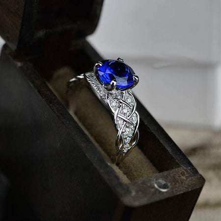 2 Carat Sapphire Engagement Ring - Giliarto