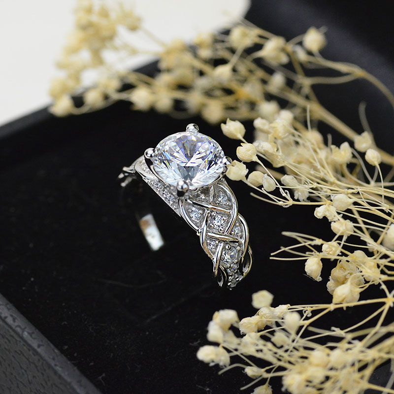 Stunning 2ct Moissanite Solitaire Engagement Ring, Solitaire Engagement  Rings