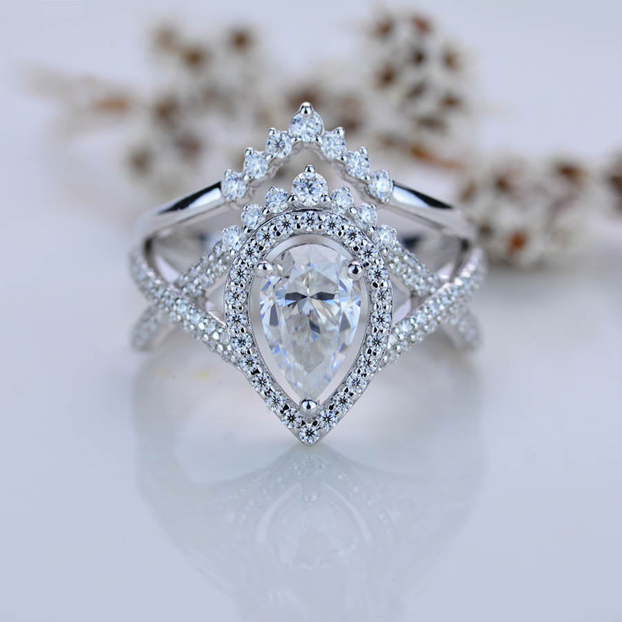 Simon G. Engagement Ring Styles for Every Bride | Wedding Inspirasi | Types  of wedding rings, Wedding ring styles, Wedding rings vintage