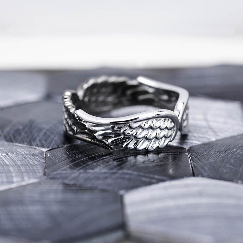 Angel Wings Ring 10K White Gold and Black Gold Giliarto