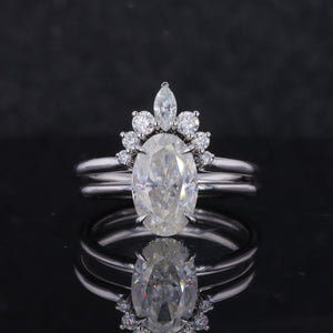 4 Carat Oval Cut Giliarto Moissanite White Gold Engagement Ring Set