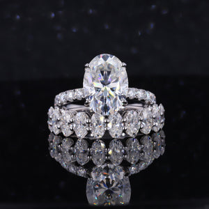 4 Carat Oval Cut Giliarto Moissanite White Gold Engagement Ring Set
