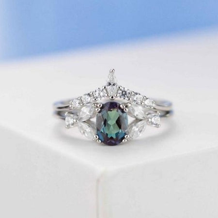 14K Solid White Gold Dainty Alexandrite Ring, Oval Cut Alexandrite Ring Set, White Gold Ring Unique Vintage Ring