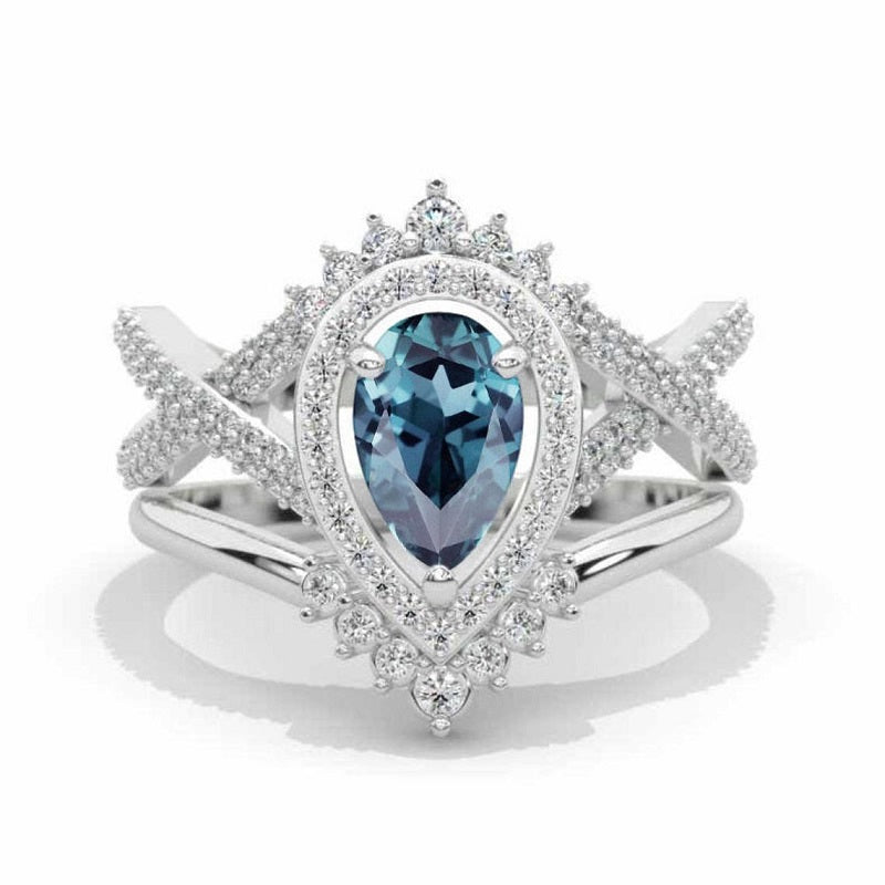 1.5CT Pear Alexandrite Halo Engagement Ring. 14K Solid Gold Ring Vinta ...