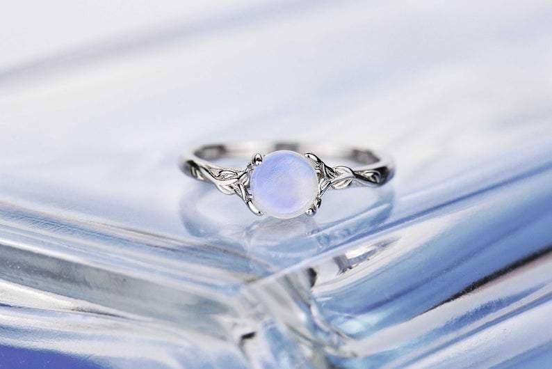 Pear Shape Moonstone Gemstone 925 Sterling Silver Statement Ring, Fert –  Its Ambra